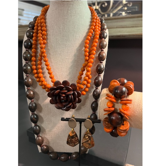 HAND CRAFTED VINTAGE SET/Natural Wood Necklaces/Bracelet & Sea Sediment Earrings - Picture 5 of 12